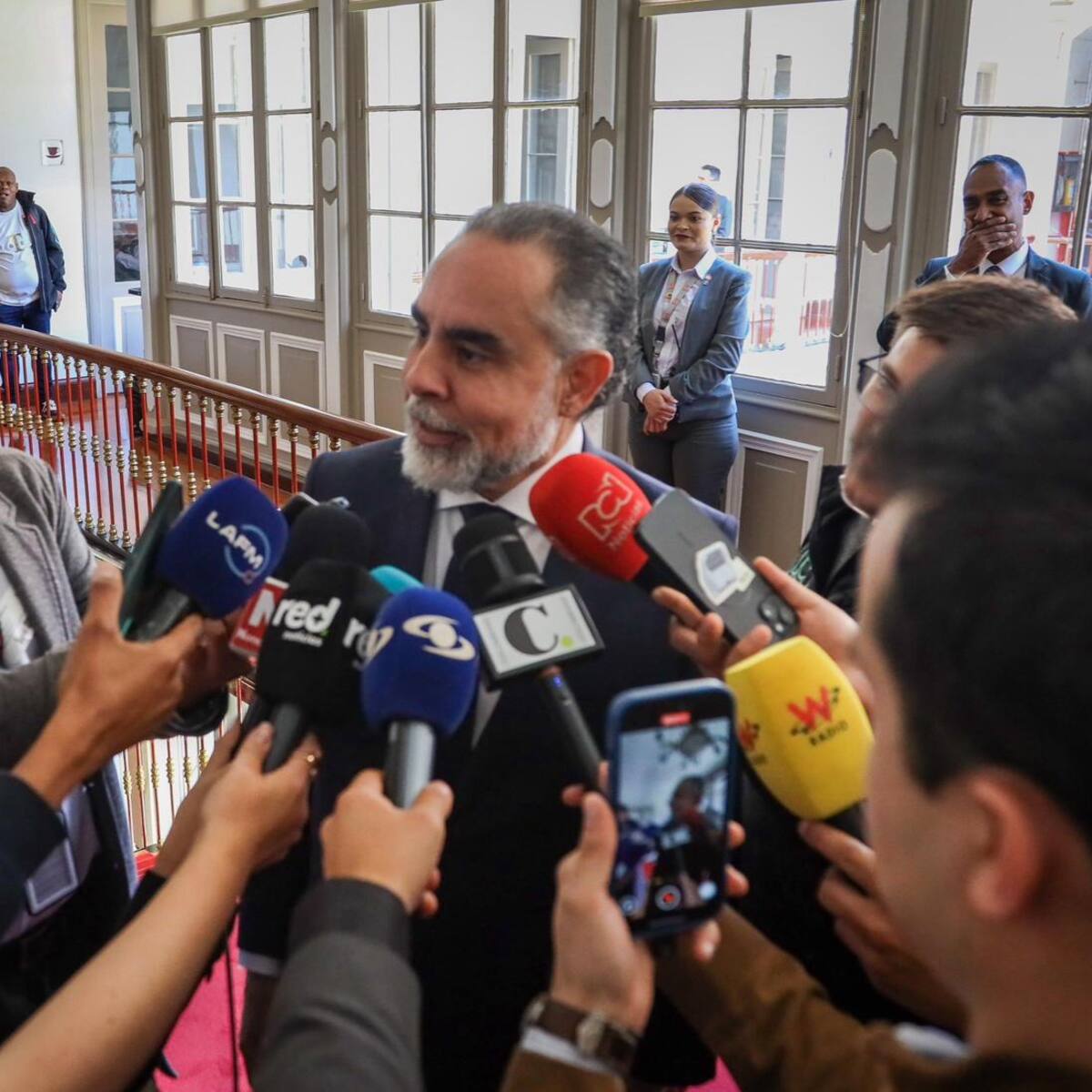 Sí o sí va: Benedetti confirmó que se están creando comités para una Asamblea Nacional Constituyente