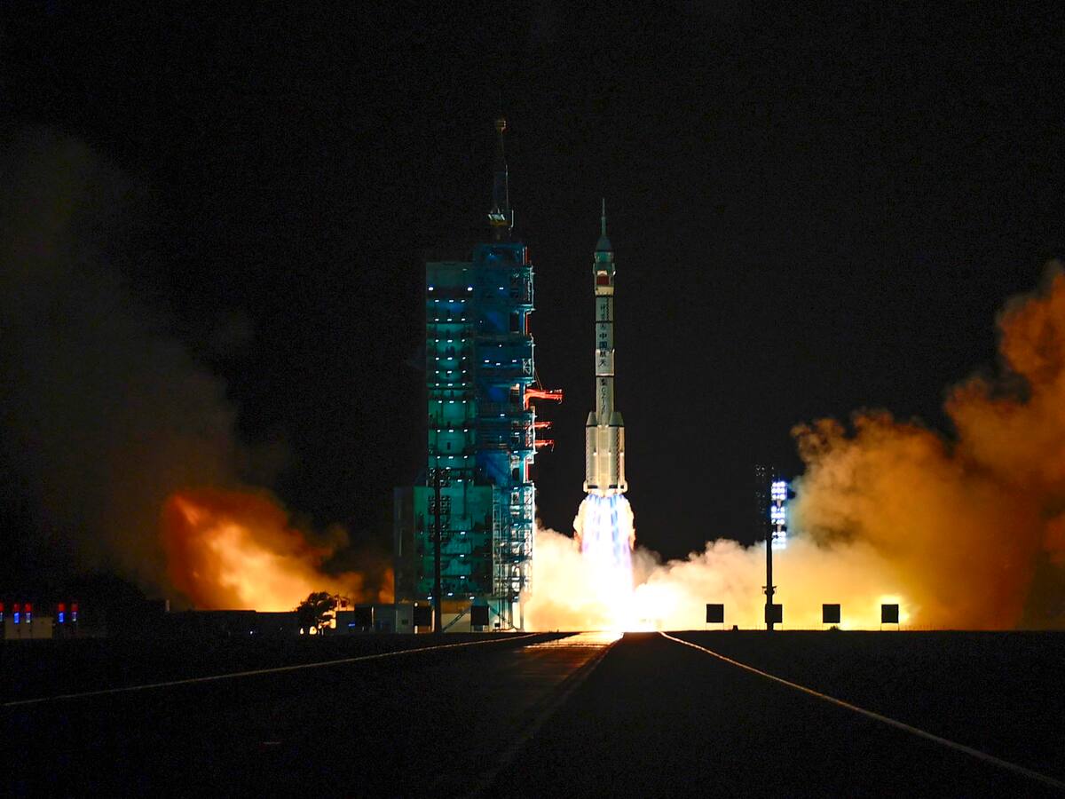 La misión china Shenzhou-19 despegó rumbo a la estación espacial Tiangong