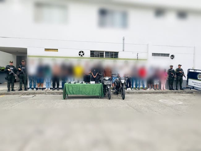 Caen, 21 integrantes de la “Inmaculada” de Tuluá implicados en extorsiones. Foto: Policía.