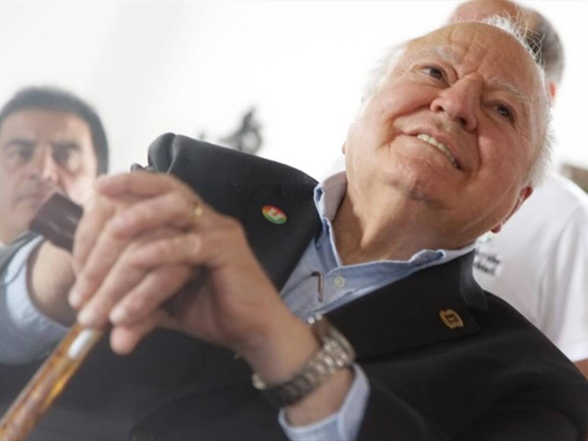 Falleció el expresidente del Senado, Aurelio Iragorri Hormaza