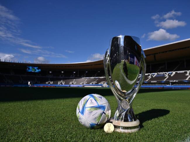 Trofeo de la Supercopa de Europa. (Foto de Oliver Hardt - UEFA/UEFA via Getty Images)