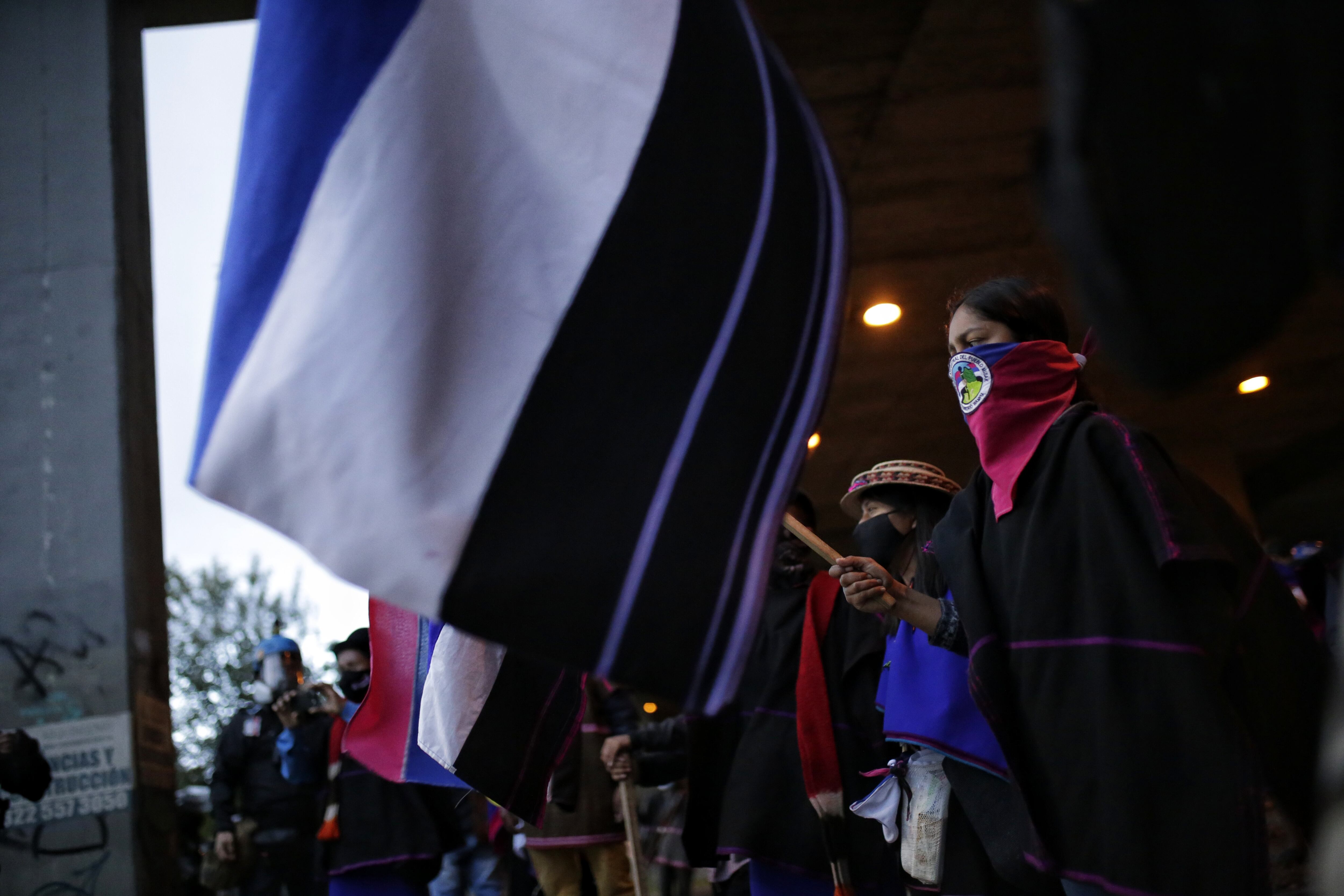 Plantón de indígenas Misak. Foto: (Colprensa-Sergio Acero)