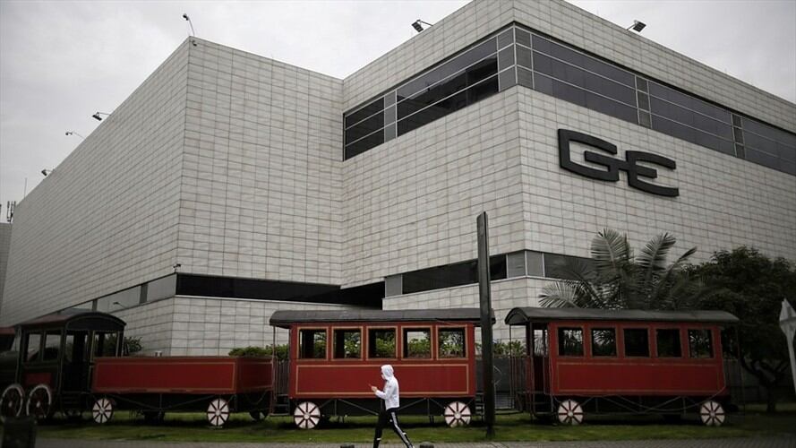 A través de las capacidades tecnológicas de la Policía de Bogotá, se logró el análisis de más de 120 horas de videos en 353 cámaras del centro comercial. Foto: Colprensa