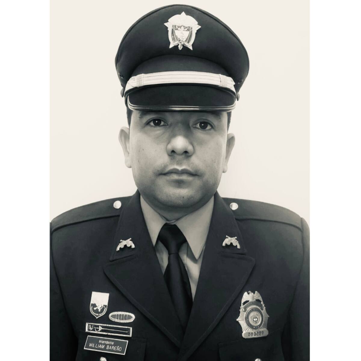 “Él se iba a retirar el otro año porque sentía miedo”: Esposa de policía muerto en atentado en Cúcuta