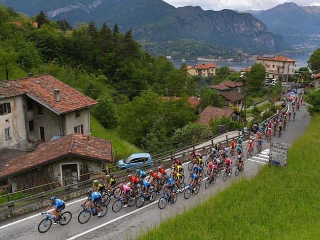 Carapaz, Roglic y Nibali son los mejor colocados a 959 kilómetros de Verona para imponerse el domingo. Foto: Getty Images