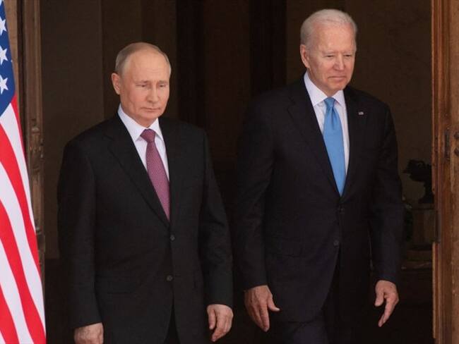 El presidente ruso dijo que las conversaciones con Biden fueron &quot;constructivas&quot;. . Foto: SAUL LOEB/POOL/AFP via Getty Images