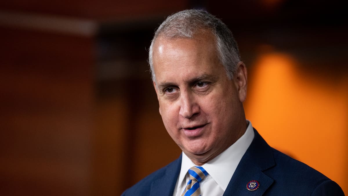 Congresista republicano Diaz-Balart lanzó críticas al presidente Petro: esto dijo
