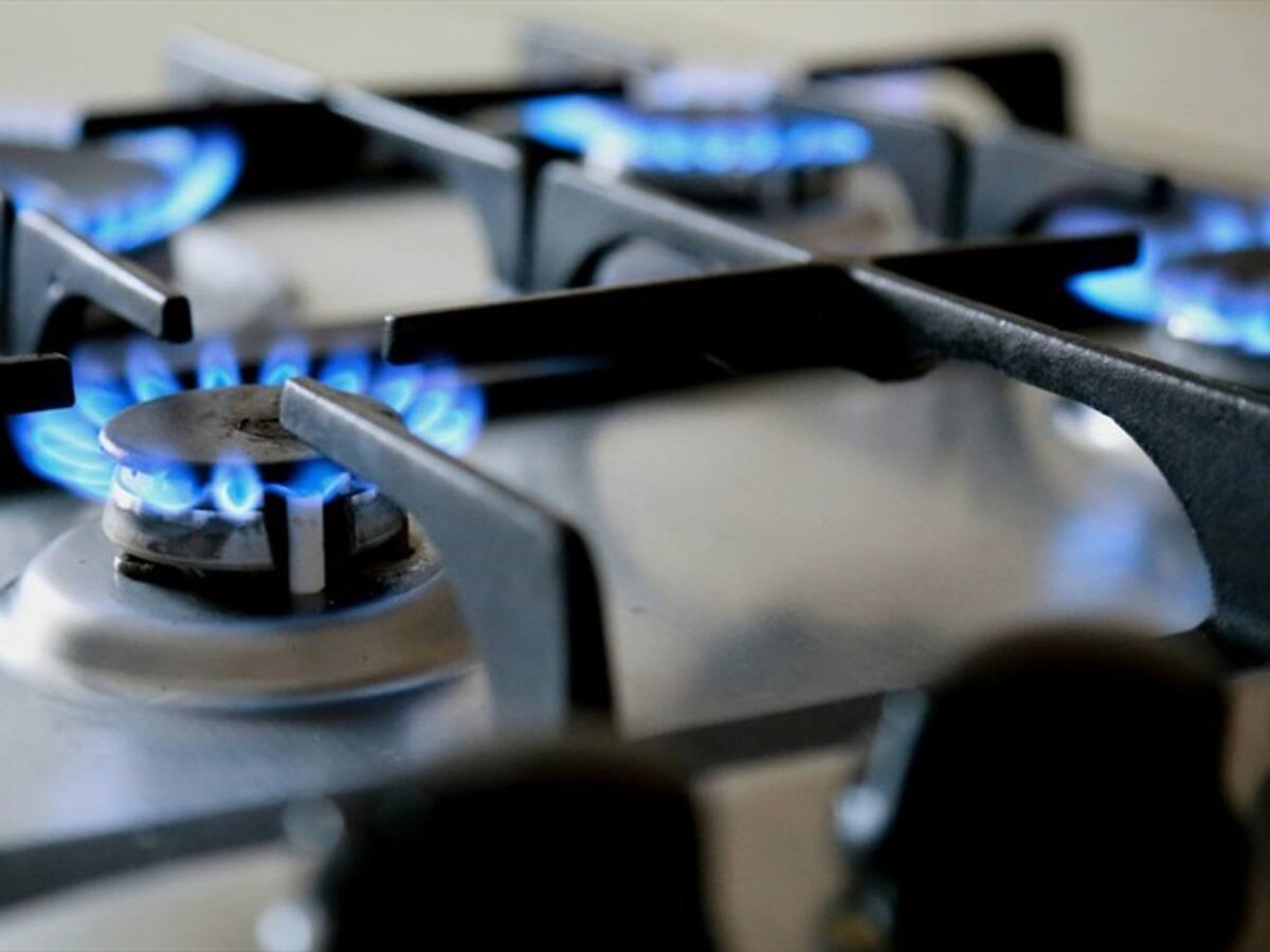 Costo del gas natural podría subir en el país por proyecto de Regasificadora del Pacifico