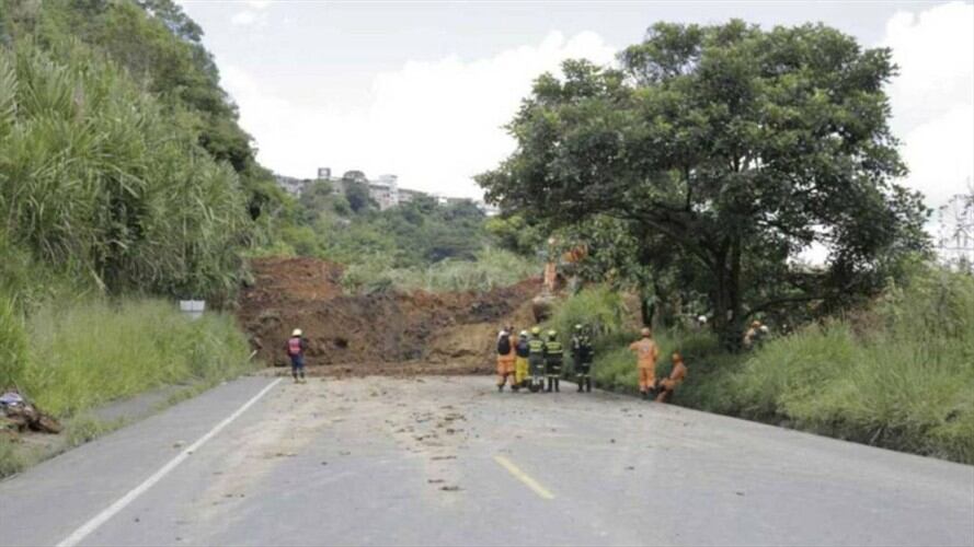 Derrumbe la Romelia – El pollo en Risaralda . Foto: Cortesía Alcaldía Pereira