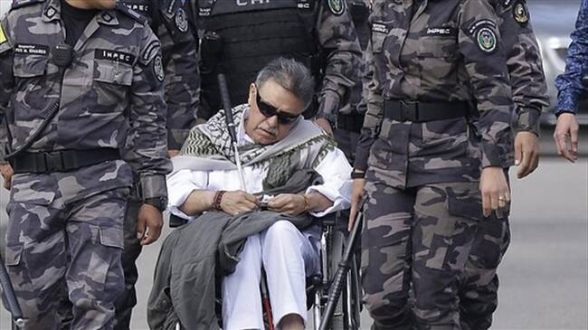 Yo me lesioné a propósito, fue una decisión de honor. No permitiré jamás que me extraditen: Jesús Santrich. Foto: Getty Images