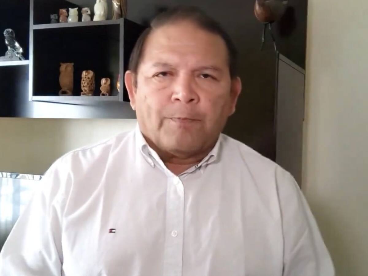 Opositor venezolano Velásquez criticó a militares que apoyan a Maduro para su investidura