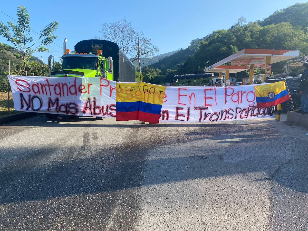 Aumentó a siete el número de bloqueos de camioneros en Santander