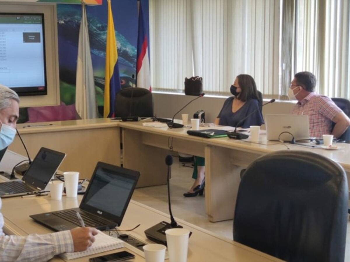 Eps acuerdan pagar $50 mil millones a red hospitalaria del Valle