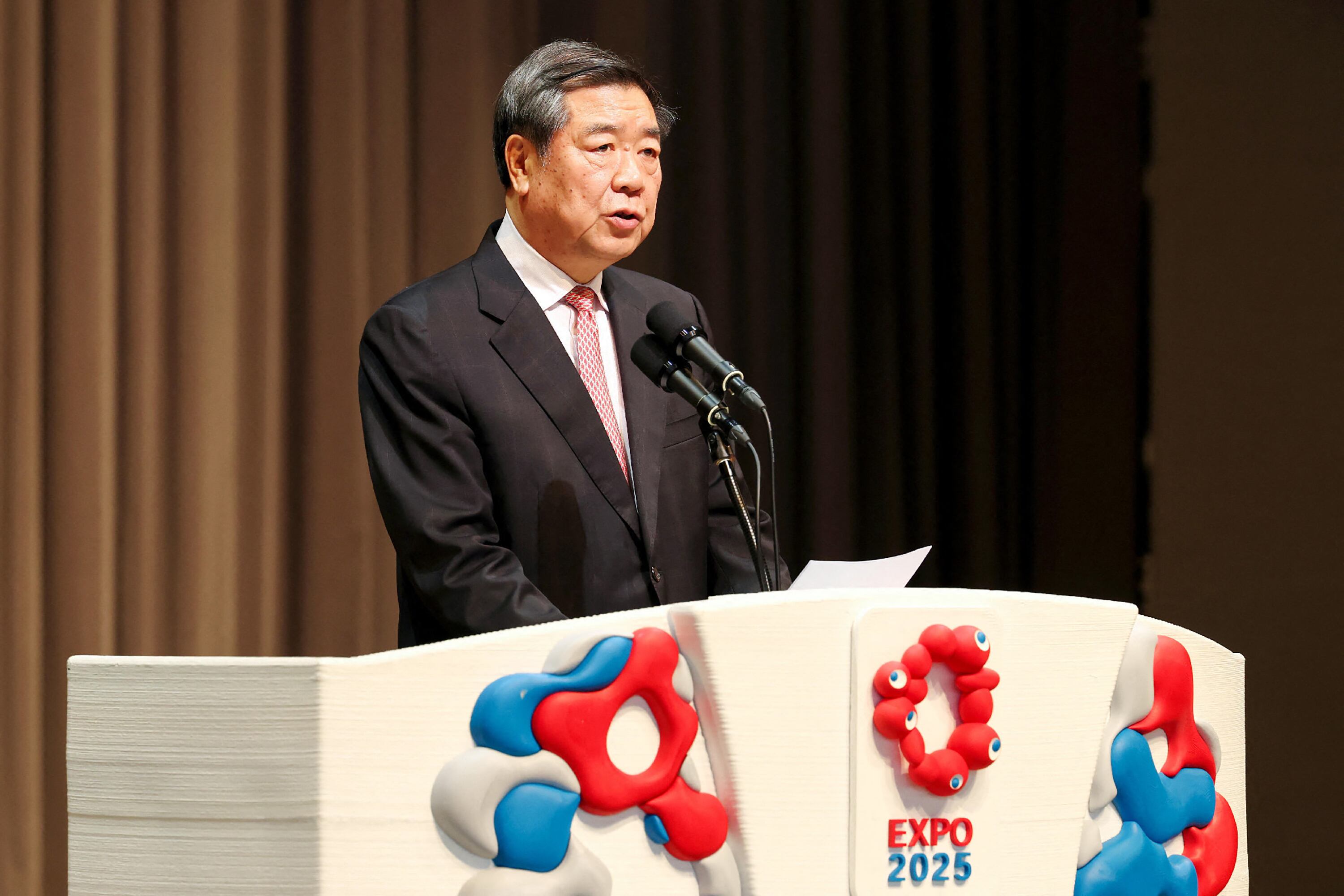 Viceprimer ministro chino: He Lifeng. Foto: STR/JAPAN POOL / JIJI PRESS/AFP via Getty Images.          