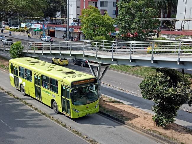 Operador no puede cumplir con exigencias para mejorar el servicio de Metrolínea. Foto: Suministrada