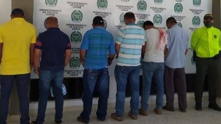 Captura de seis integrantes de una organización dedicada al transporte ilegal de ganado. Foto: Policía Fiscal y Aduanera, Polfa
