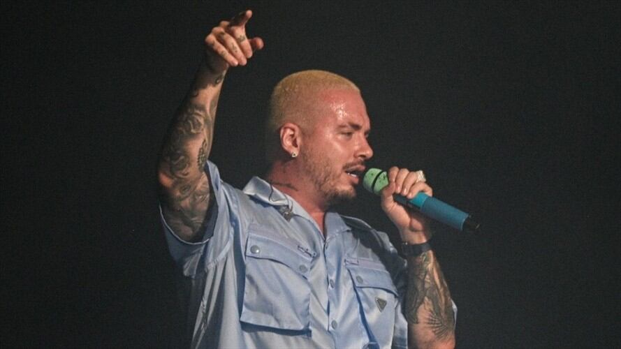 J Balvin en el Governors Ball Music Festival. Foto: Getty Images/Astrida Valigorsky