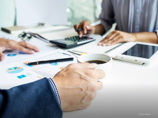 Al parecer Pedro Antonio Ordoñez apartó de su cargo a una líder sindical y otros funcionarios que habrían advertido la omisión del hallazgo fiscal. Foto: Procuraduría.