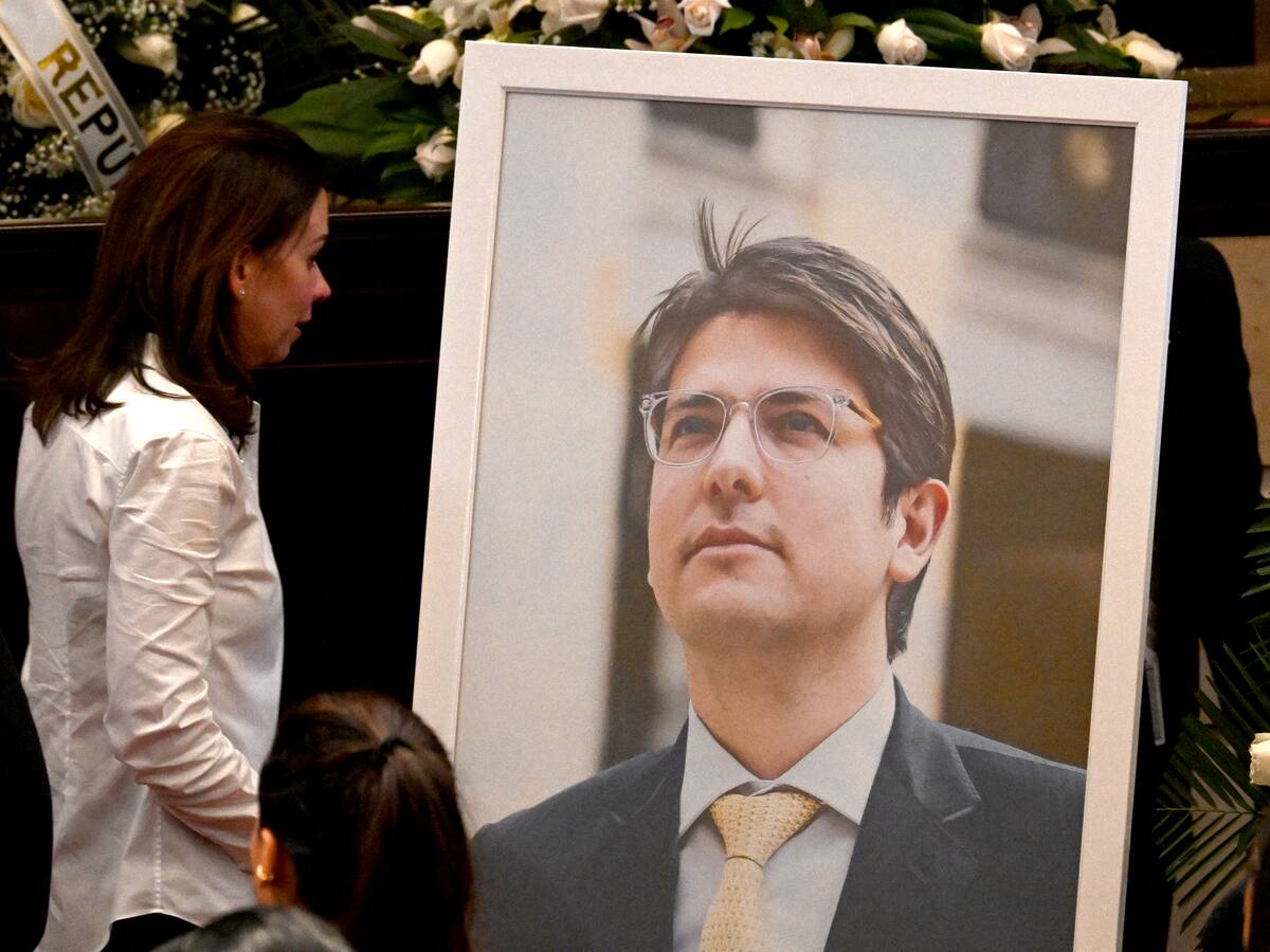 Último adiós a Miguel Uribe: este 13 de agosto será enterrado en el cementerio central de Bogotá