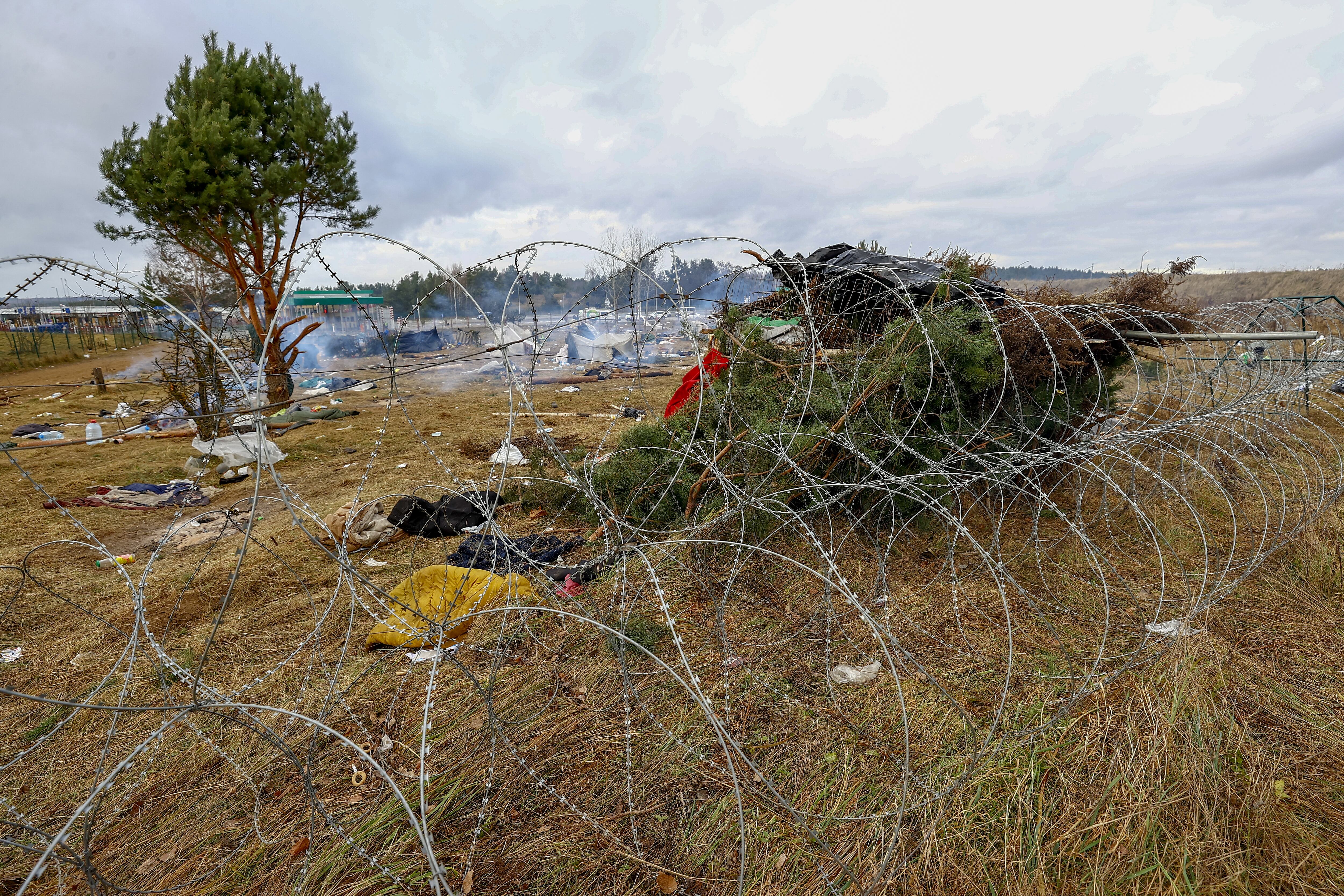 Foto de referencia de un campamento de migrantes desalojado en Bielorrusia. Foto: Getty Images