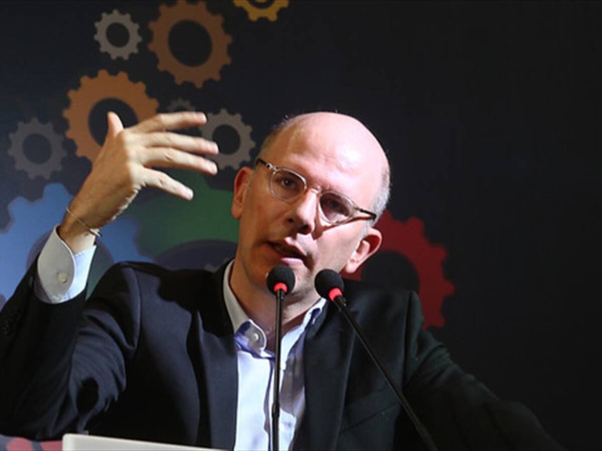 En Semana nos la jugamos el gobierno pasado por la paz