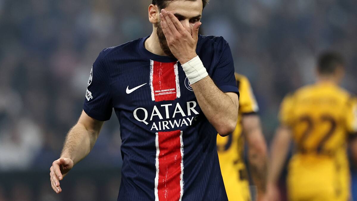 “Dejó su trazo fugaz”: Martín De Francisco en su narración del golazo de Kvaratskhelia para el 4-0