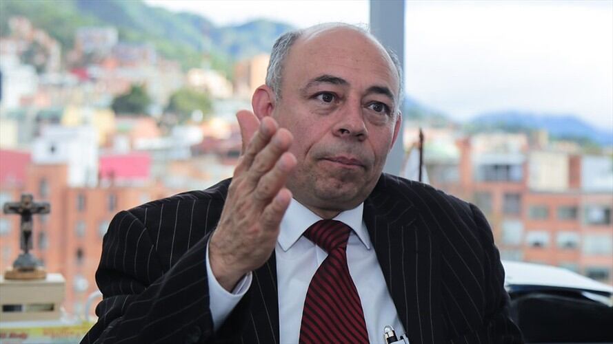 Giovanni Álvarez, director de la Unidad de Investigación y Acusación de la JEP, pidió la renuncia de varios de sus funcionarios. Foto: Colprensa