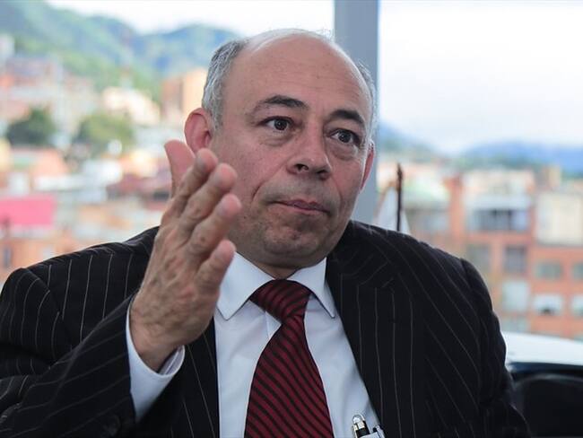 Giovanni Álvarez, director de la Unidad de Investigación y Acusación de la JEP, pidió la renuncia de varios de sus funcionarios. Foto: Colprensa