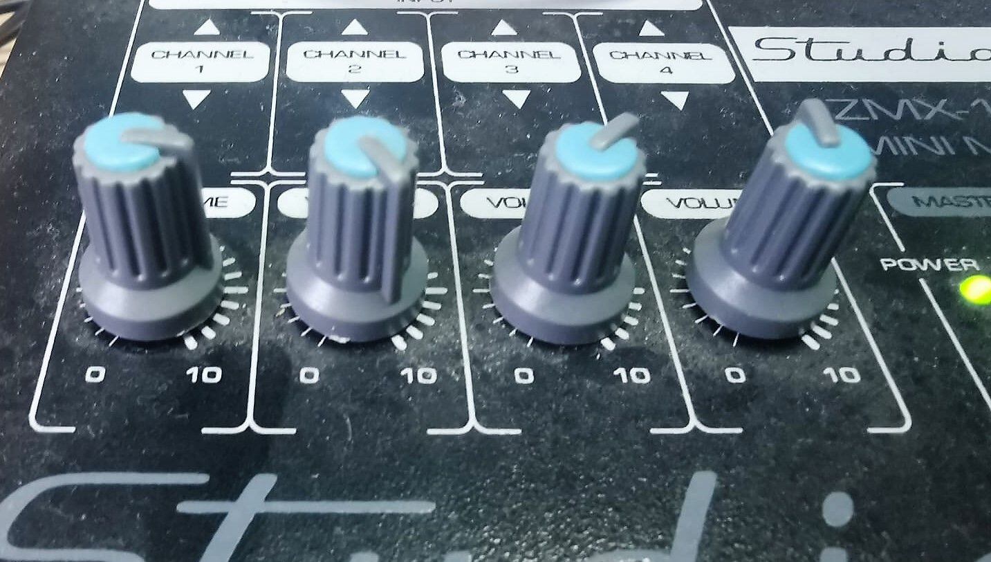 La ANE, incautó computadores, transmisores y dos antenas en zona rural de Silvia, Cauca. Crédito: El Portal Noticias.