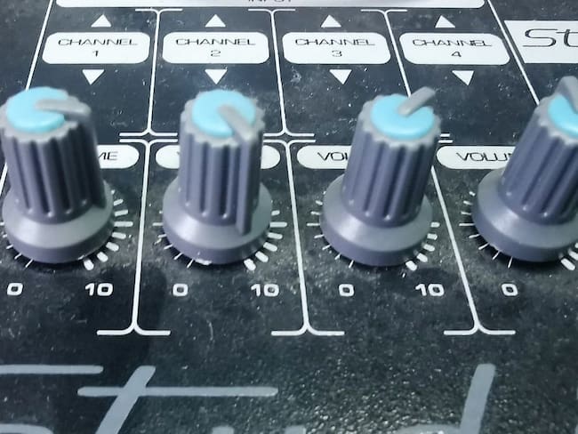 La ANE, incautó computadores, transmisores y dos antenas en zona rural de Silvia, Cauca. Crédito: El Portal Noticias.