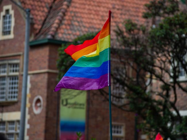 Imagen de referencia de bandera LGBTI. Foto: Getty Images.
