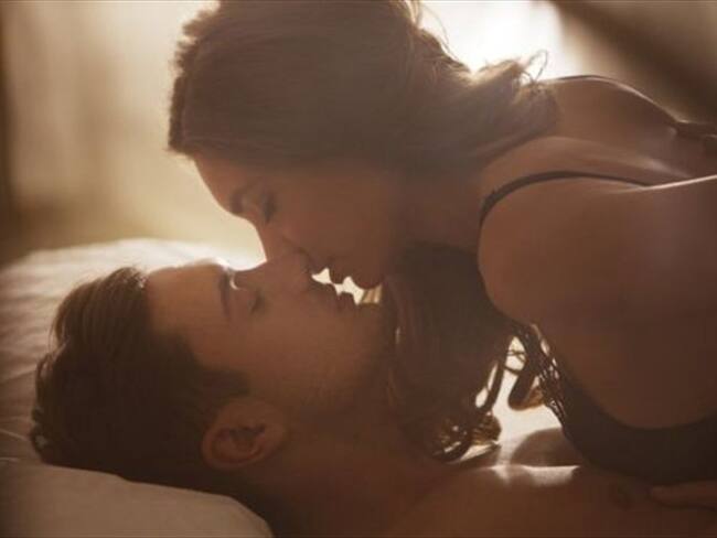 Es tan misteriosa la sexualidad humana que aún en 2016 investigaciones científicas revelan el componente oculto de nuestros deseos.. Foto: BBC Mundo