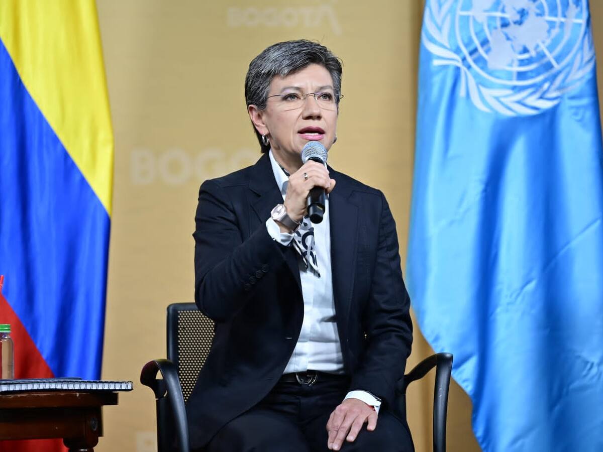 Claudia López lloró y pidió perdón por la “masacre policial” del 9S y 10S en Bogotá