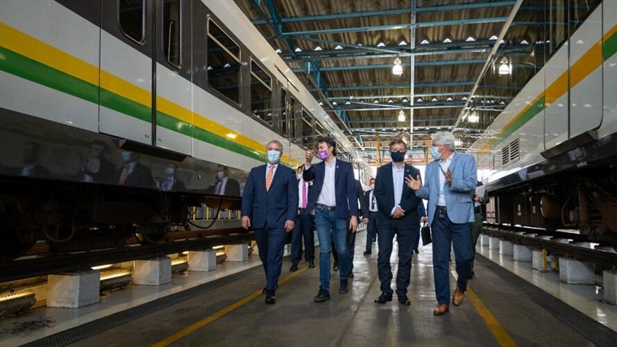 Duque firmó Confis para Metro de la 80 en Medellín. Foto: Presidencia de la República