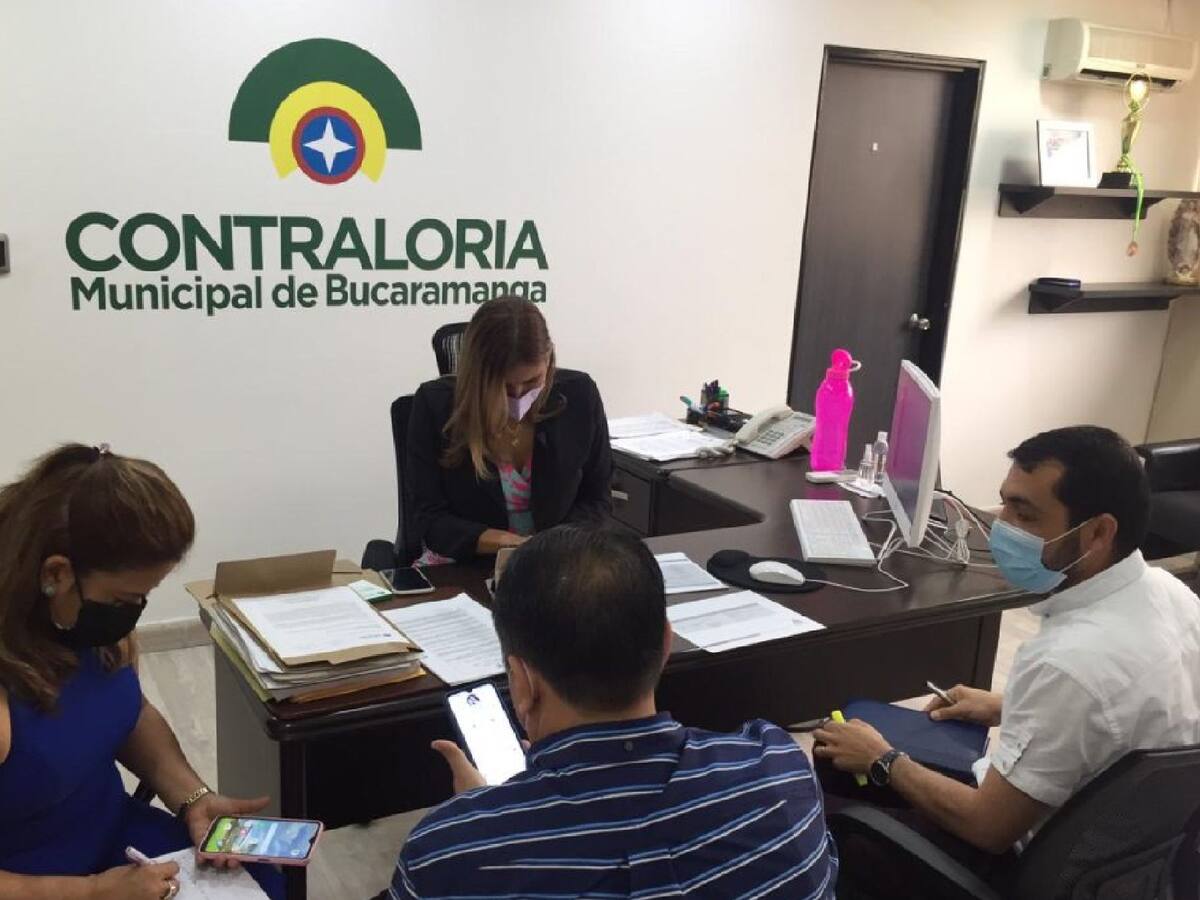 Contraloría de Bucaramanga tiene déficit financiero y podría cerrar sus puertas