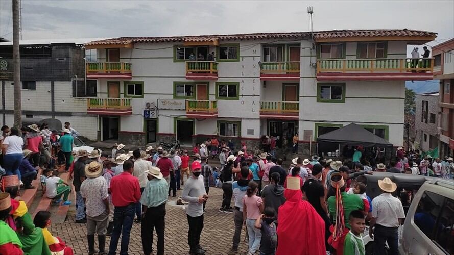 Anuncian medidas para contrarrestar desplazamiento masivo en Ituango. Foto: Colprensa