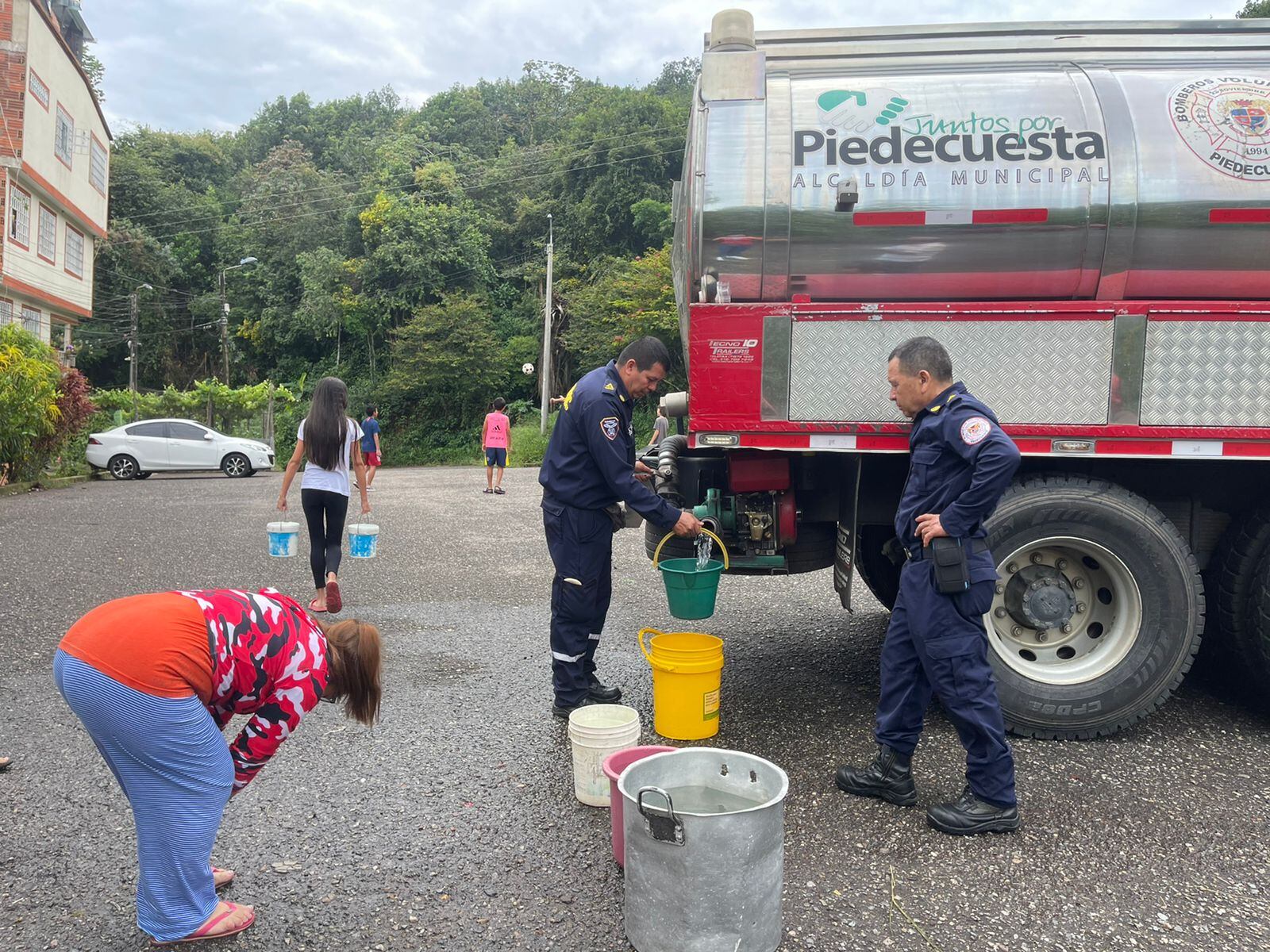 Otra vez se abastecen con carrotanques en Piedecuesta