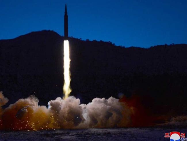 Imagen de referencia misil balístico de largo alcance (ICBM)