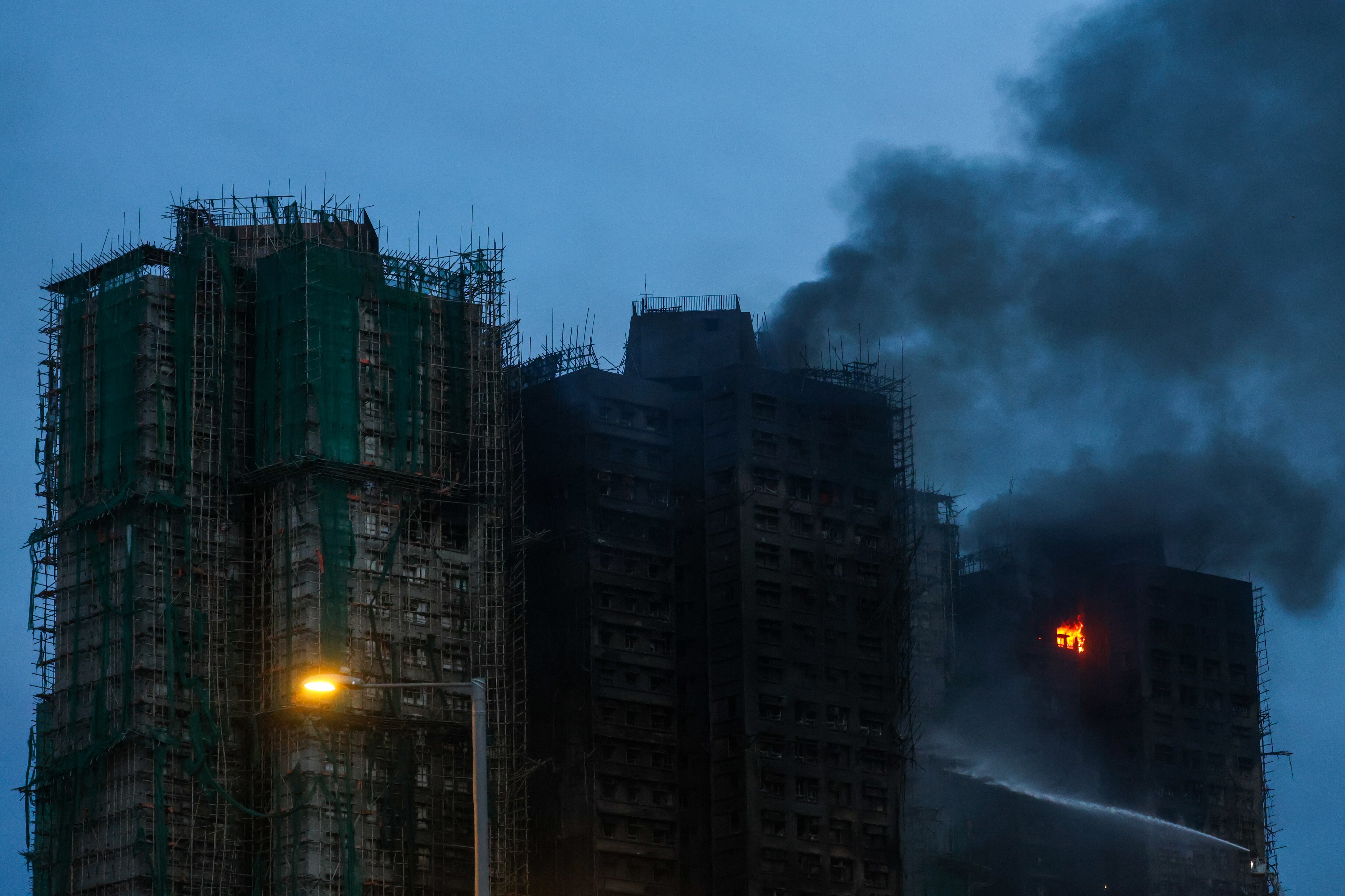 Incendio en Hong Kong. Foto: Daniel Ceng/Anadolu via Getty Images