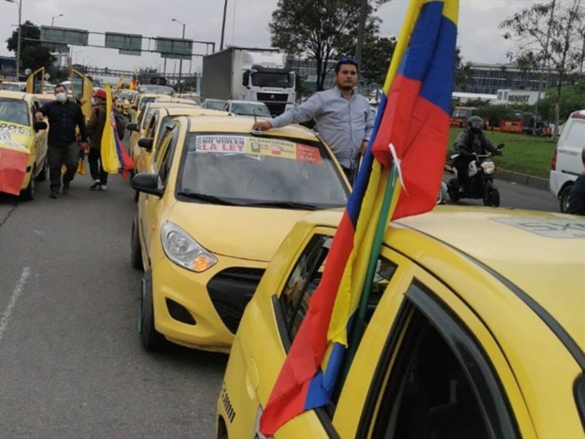 Taxistas protestan en las principales ciudades del país