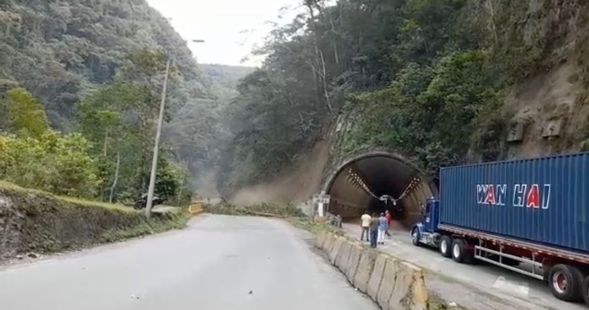 Vía Buga-Buenaventura.