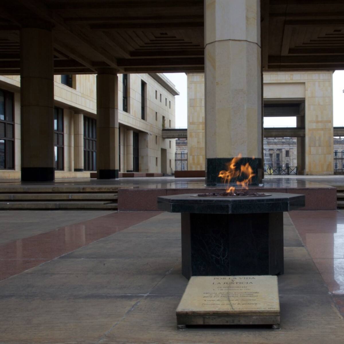 37 años del holocausto: declaran Cristo del Palacio de Justicia como bien cultural