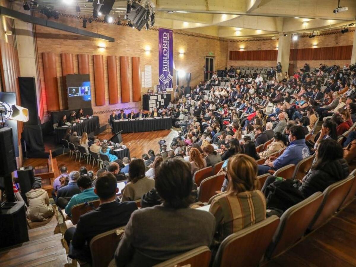 JEP rechaza suspender audiencia de reconocimiento del Bloque Central como piden exfarc