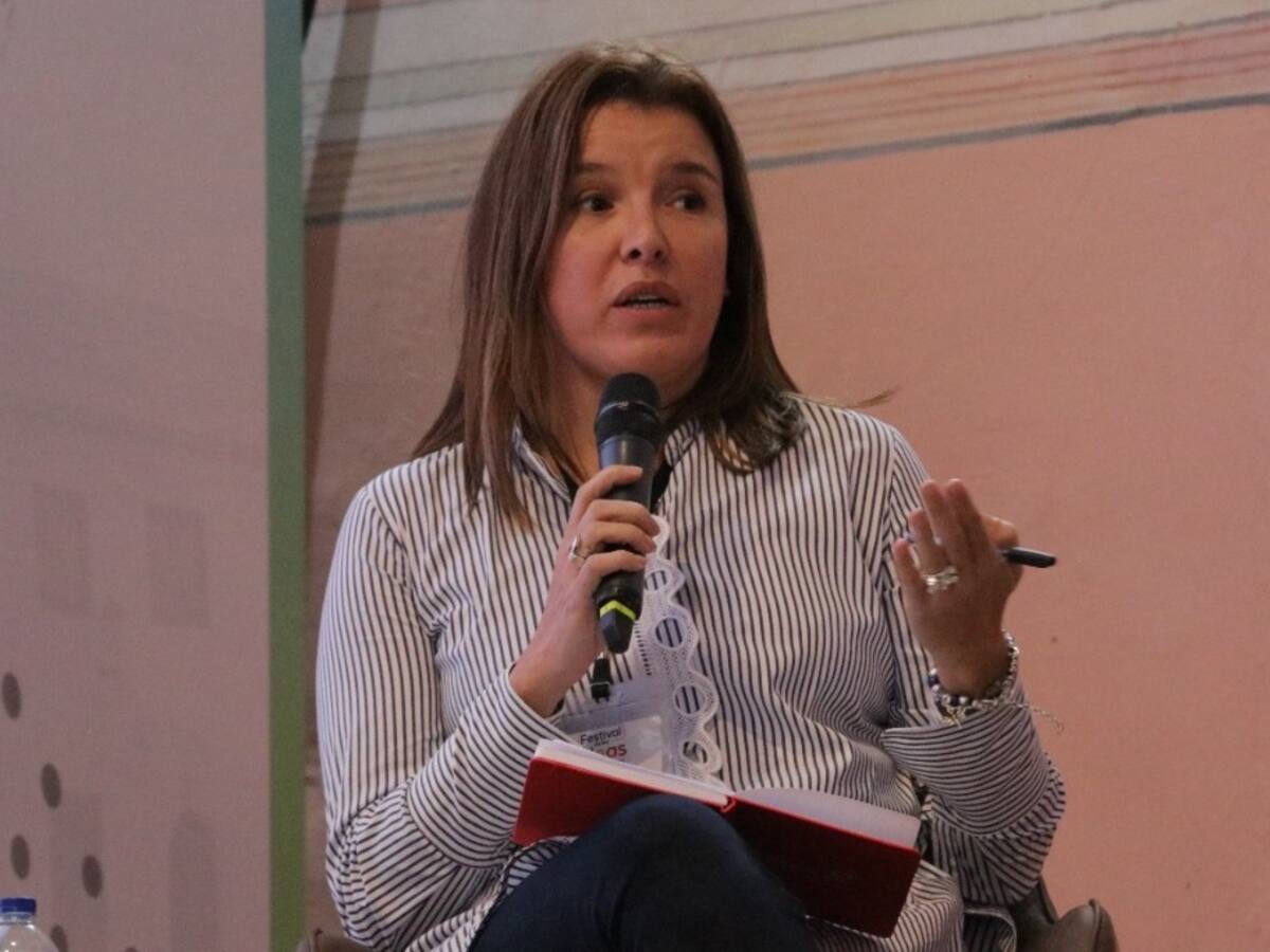 “Como se conquista al público femenino en un gobierno masculino”: Sandra Borda