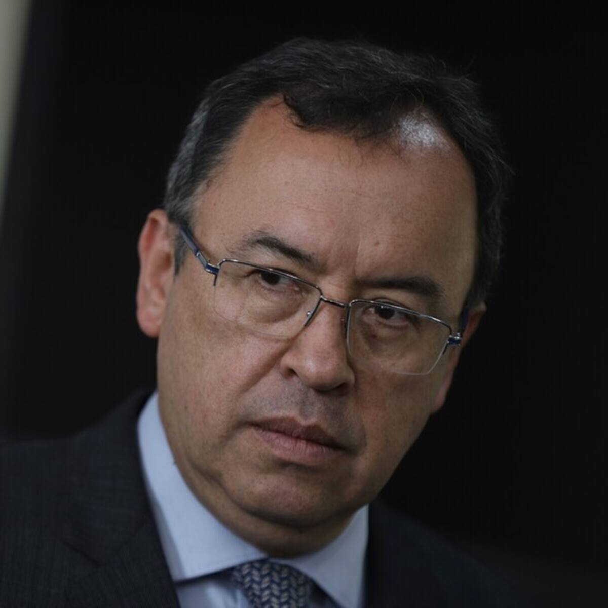 Los colombianos nos van a quedar al garete frente a bandas criminales: MinInterior