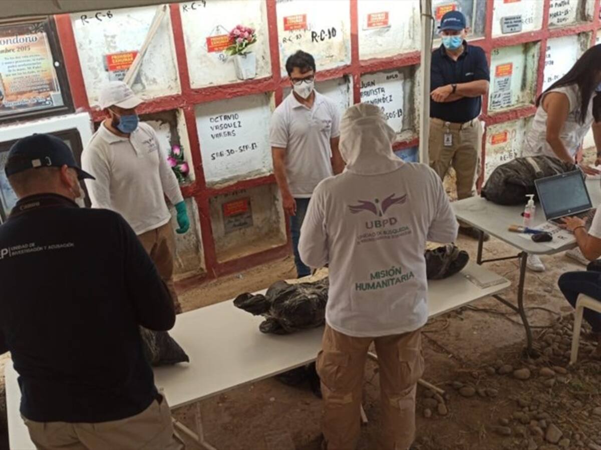 Unidad de Búsqueda de Desaparecidos halló 416 cuerpos en bolsas y baldes en Antioquia