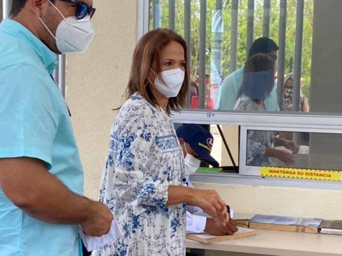 Judith Pinedo Flórez, exalcaldesa de Cartagena, se entregó a la Fiscalía