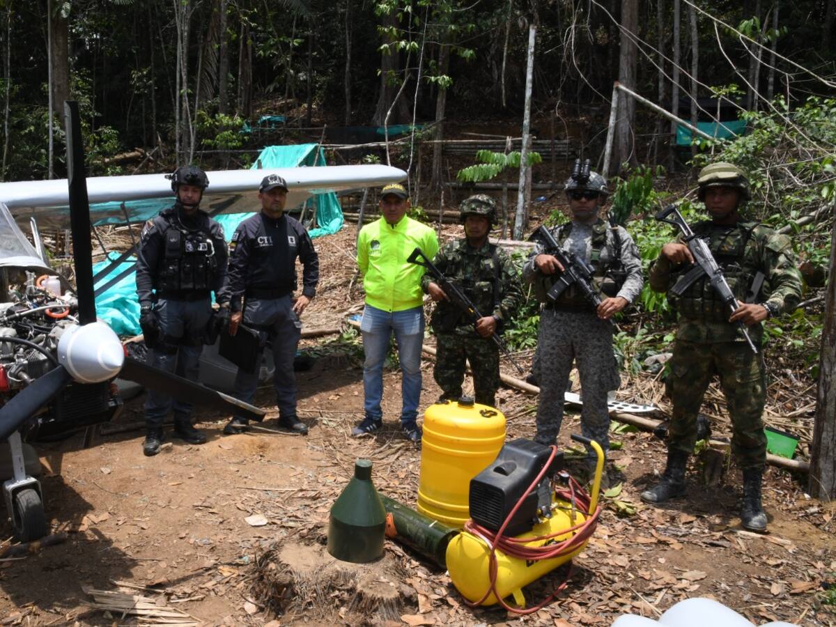 FF.MM. destruyeron pista clandestina de las disidencias de las Farc en Antioquia
