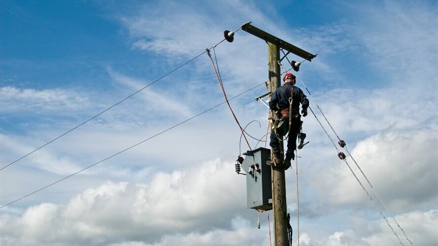 Empresas de energía se están quedando con millonarios recursos públicos de subsidios que no les corresponden. Foto: Getty Images / PKFAWCETT