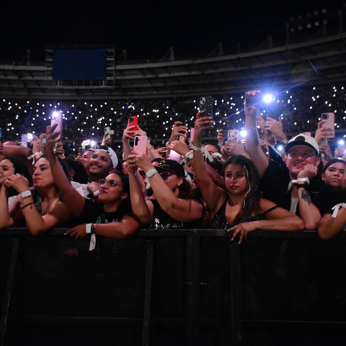 Balance del primer concierto de Shakira: 42 mil asistentes y varias capturas